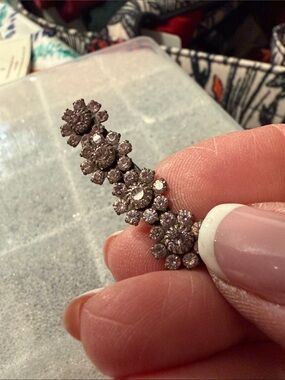 Blush vintage Crystal Flower Cluster hair clip made in France great condition